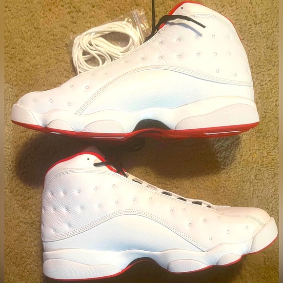 Air Jordan 13 Retro HISTORY OF FLIGHT 414571 103 - Picture 3 of 13